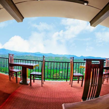 Romance Hills Hotel Канді Екстер'єр фото