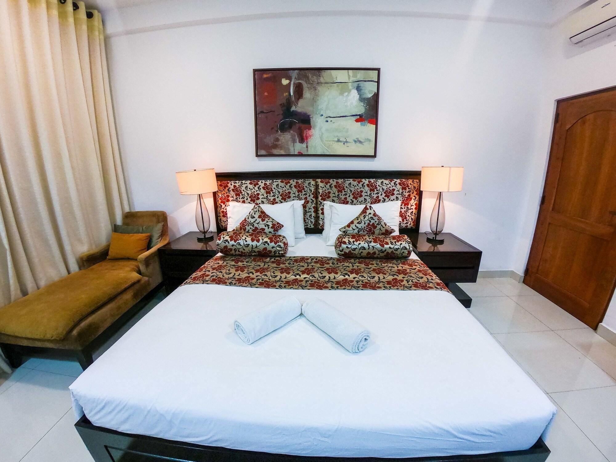 Romance Hills Hotel Канді Екстер'єр фото
