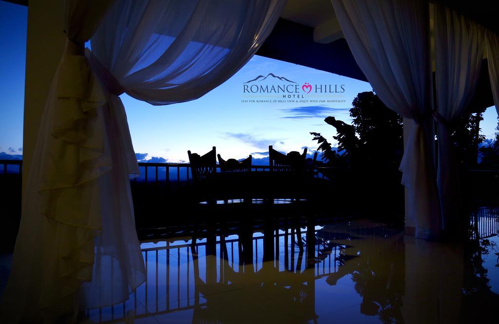Romance Hills Hotel Канді Екстер'єр фото