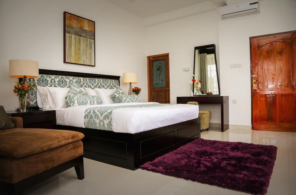 Romance Hills Hotel Канді Екстер'єр фото